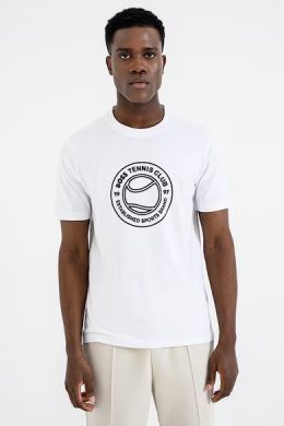 T טניס  בצבע לבן עם שחור